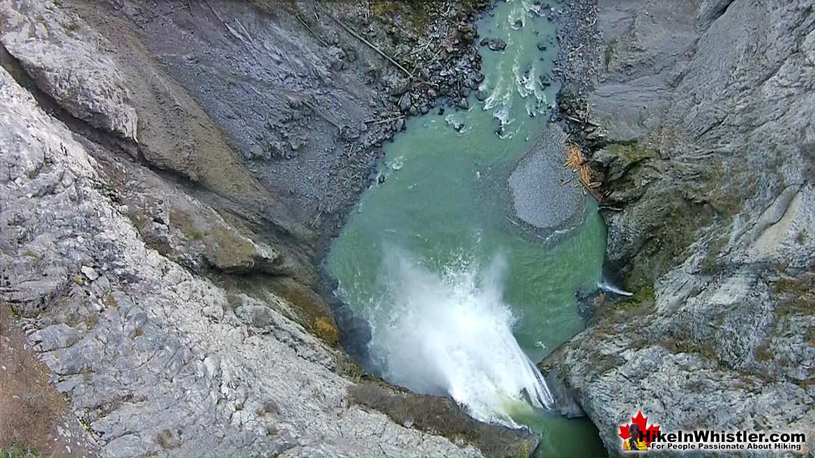 Keyhole Falls Near the Hot Springs